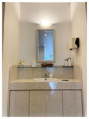 パウダールーム