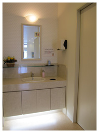 パウダールーム